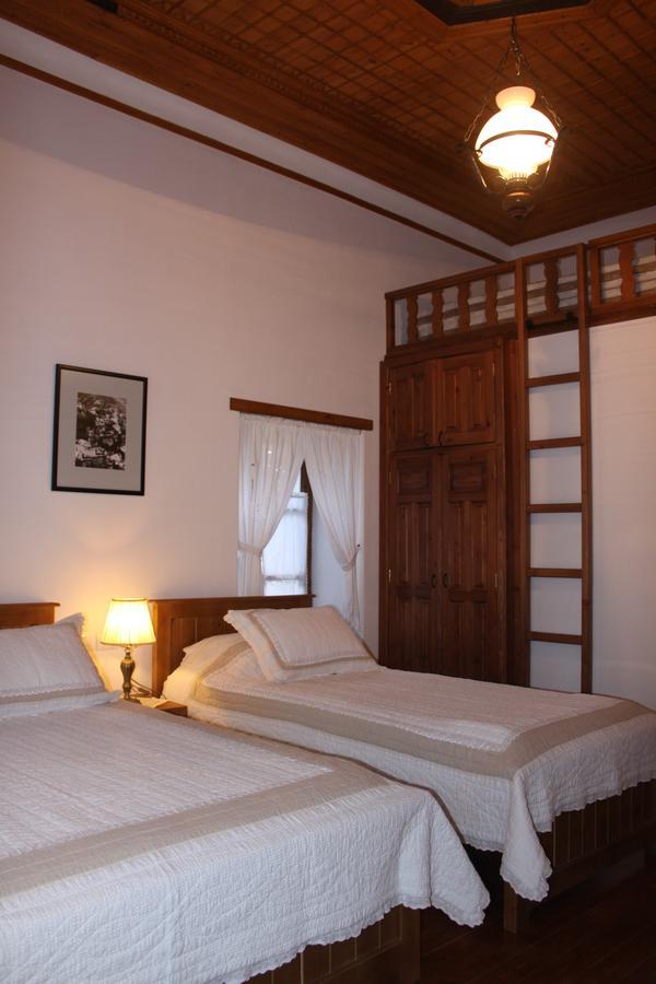 Hotel Old Bazaar 1790 Gjirokastër Exterior foto