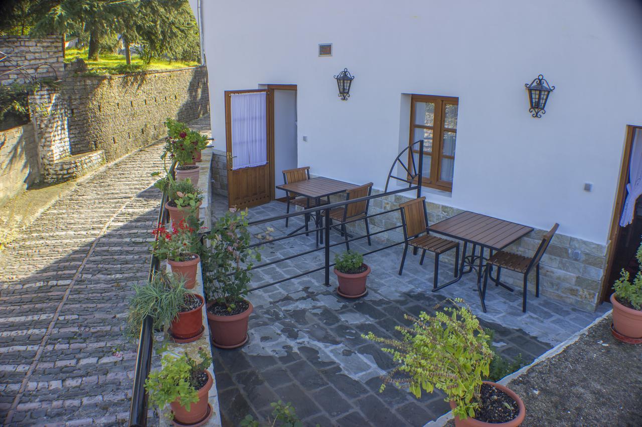 Hotel Old Bazaar 1790 Gjirokastër Exterior foto